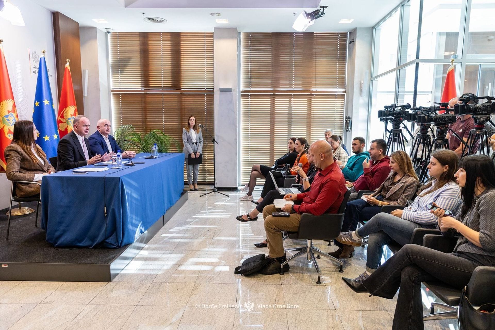 Nik Gjeloshaj - konferencija za medije