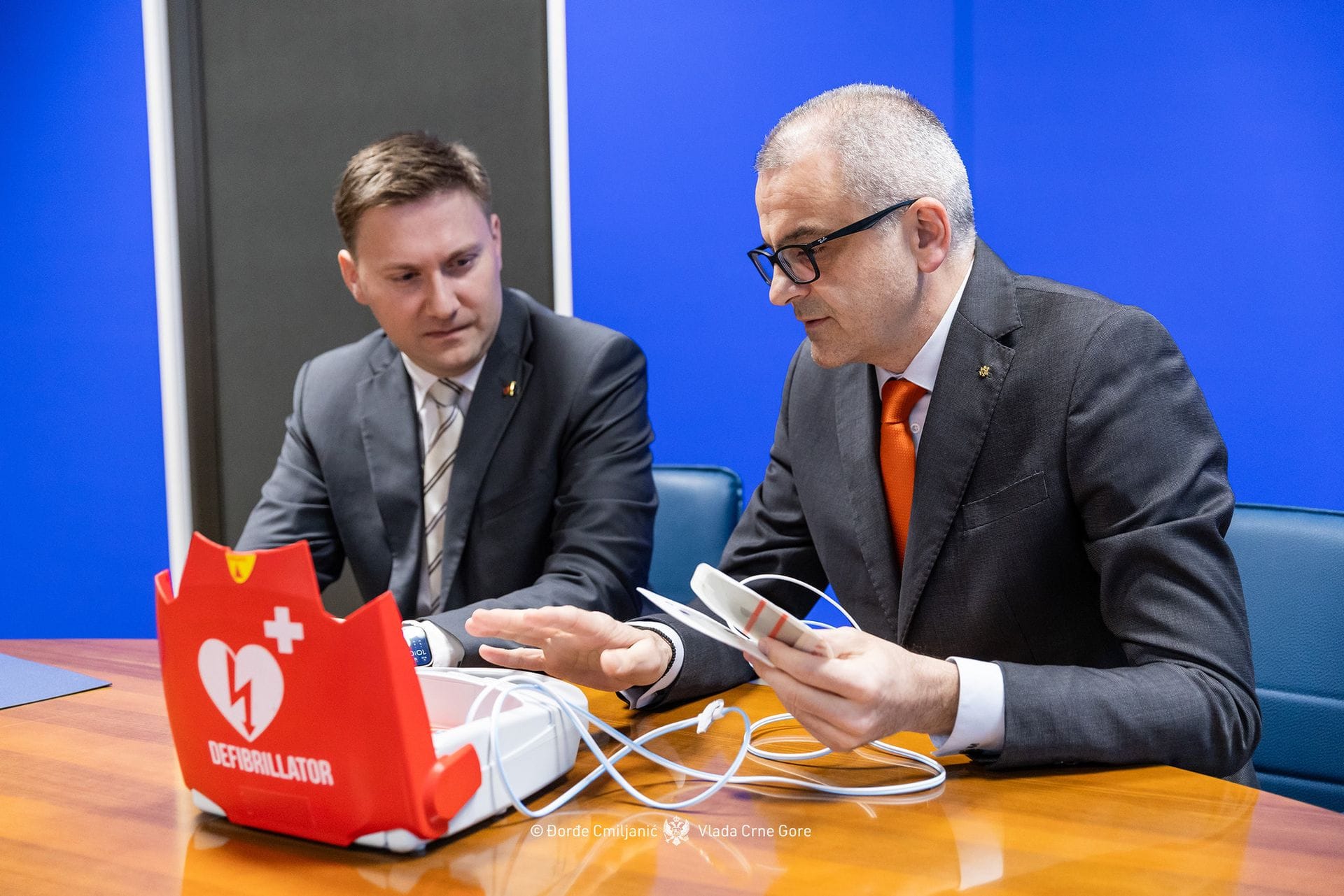 gallery.media[0].alt