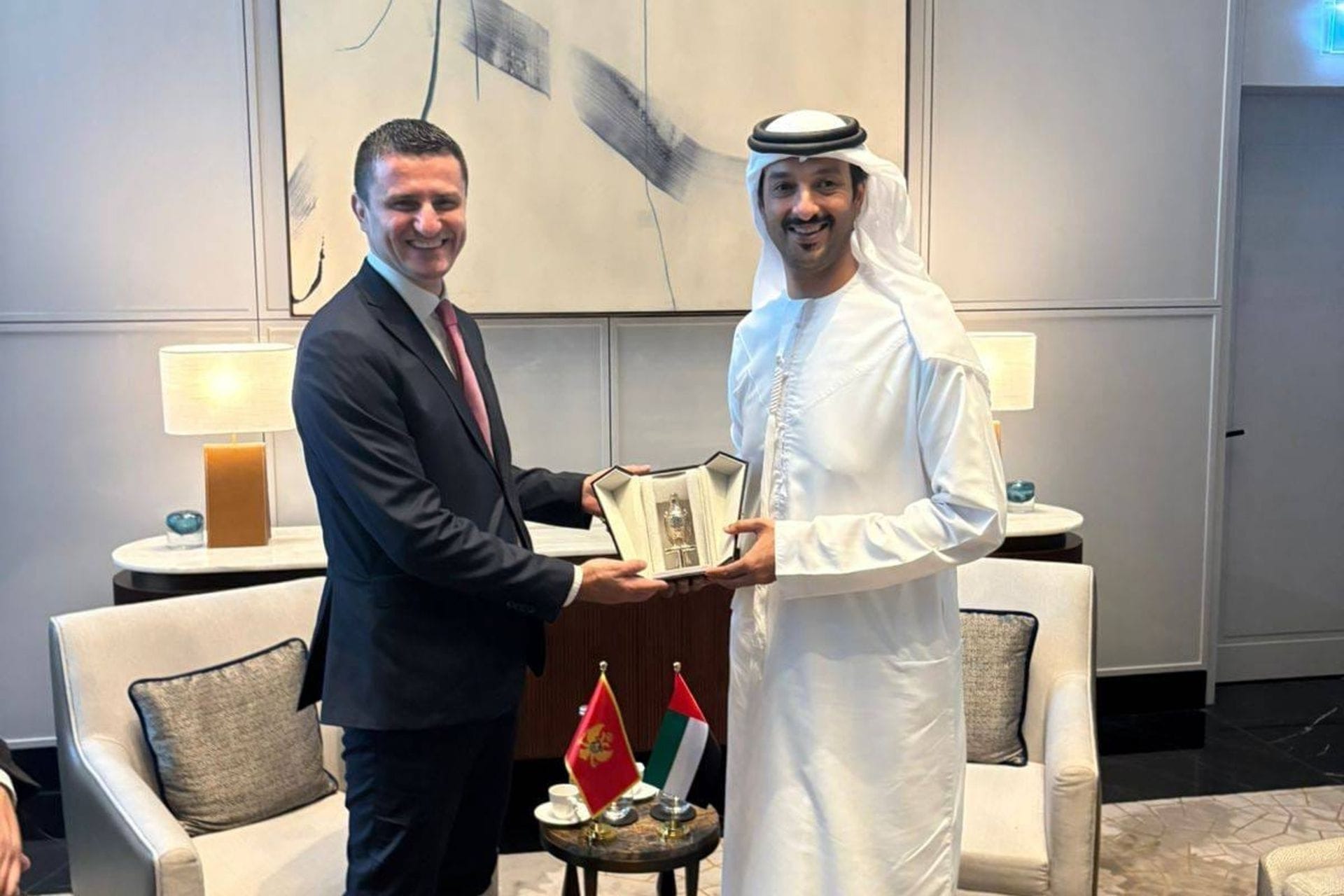 Potpredsjednik Vlade Crne Gore Milun Zogović započeo je zvaničnu posjetu Ujedinjenim Arapskim Emiratima