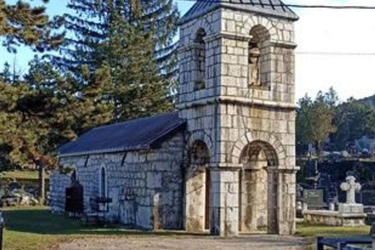 ФОТО Црква Св.апостола Петра и Павла НК