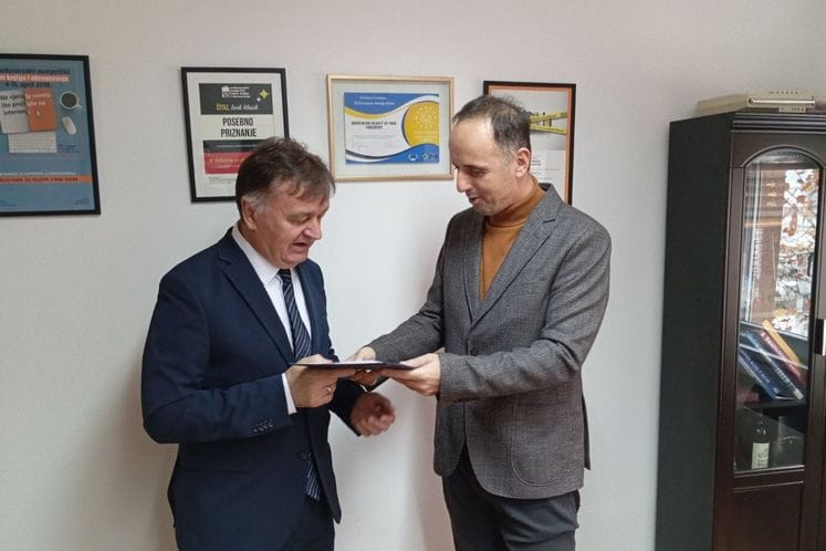 Budimir Aleksić posjetio Biblioteku za slijepe Crne Gore Budimir Aleksić posjetio Biblioteku za slijepe Crne Gore