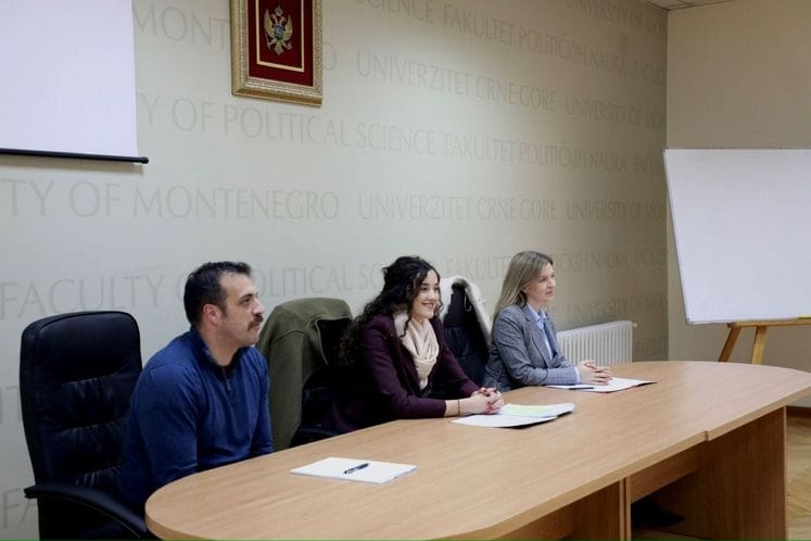 Predstavnici Direkcije za NATO i EU MO održali predavanje na FPN