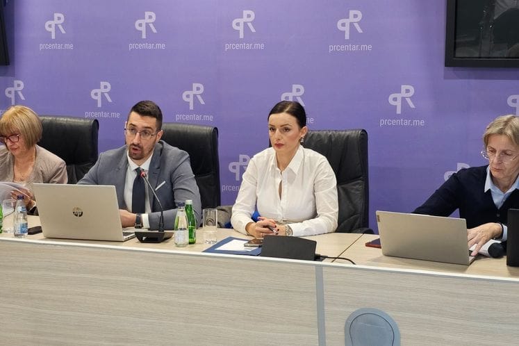 Održan III okrugli sto o reformama u oblasti privrednog zakonodavstva Održan III okrugli sto o reformama u oblasti privrednog zakonodavstva