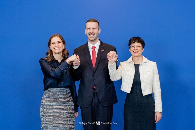 redsjednik Vlade Milojko Spajić govorio je danas u Briselu na Međuvladinoj konferenciji o pristupanju Crne Gore Evropskoj uniji redsjednik Vlade Milojko Spajić govorio je danas u Briselu na Međuvladinoj konferenciji o pristupanju Crne Gore Evropskoj uniji