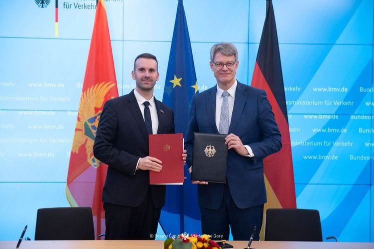 Potpisivanje Zajedničke deklaracije o međusobnom priznavanju vozačkih dozvola Potpisivanje Zajedničke deklaracije o međusobnom priznavanju vozačkih dozvola