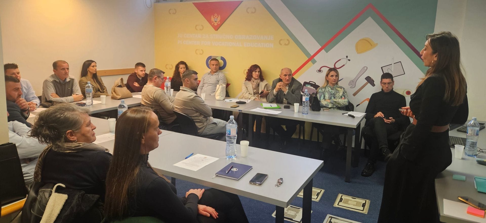 gallery.media[0].alt