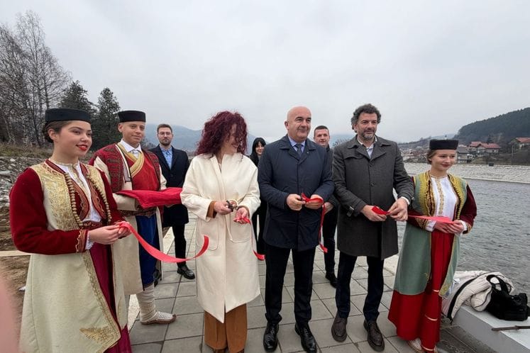 Obaloutvrda - Berane