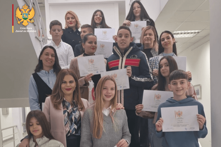 Uručene pohvale i nagrade za prvo, drugo i treće mjesto na konkursu "Luče znanja i vaspitanja"