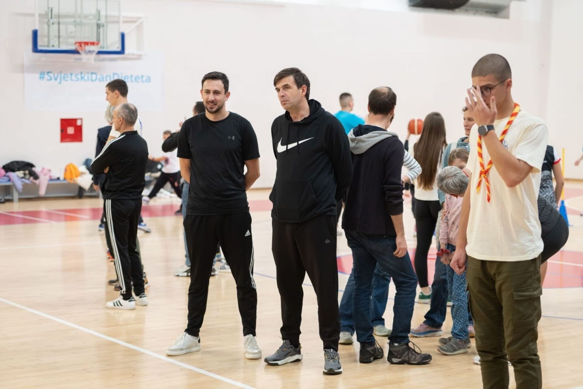 Povodom Svjetskog dana djeteta i slogana „Moj dan, moja prava“, u Crnoj Gori je obilježen dan pod temom „Pravo na igru“.