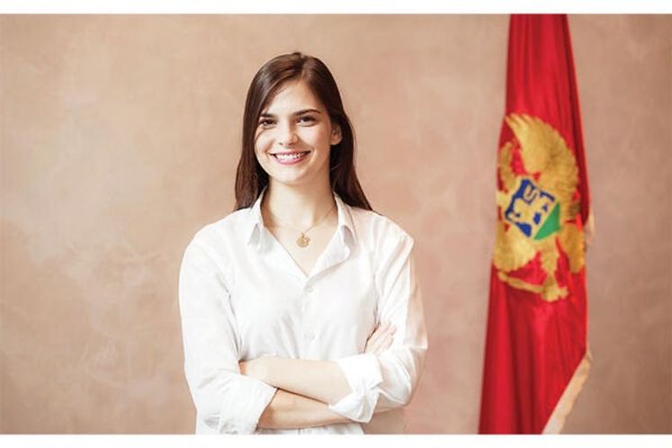 Нина Блажић