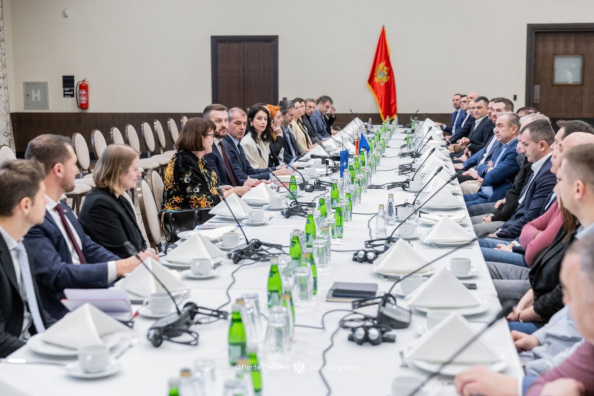 Skup o unapređenju informatičke infrastrukture    (1)