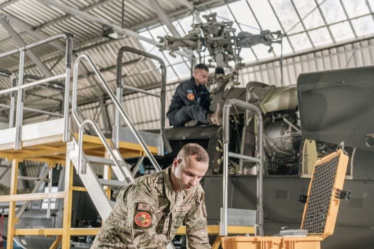 Ministarstvo odbrane raspisalo oglas za stipendiranje 10 studenata - prilika za siguran posao u Vojsci Crne Gore