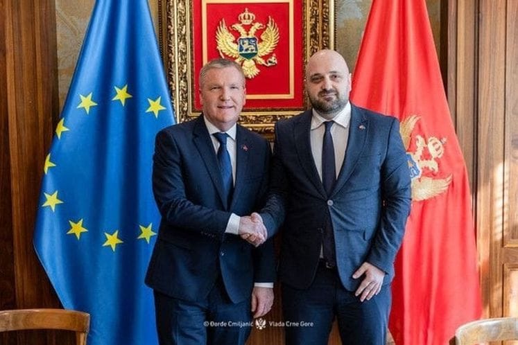 Božović i Mekgrat: Crna Gora odlučna u ispunjavanju obaveza iz evropske agende