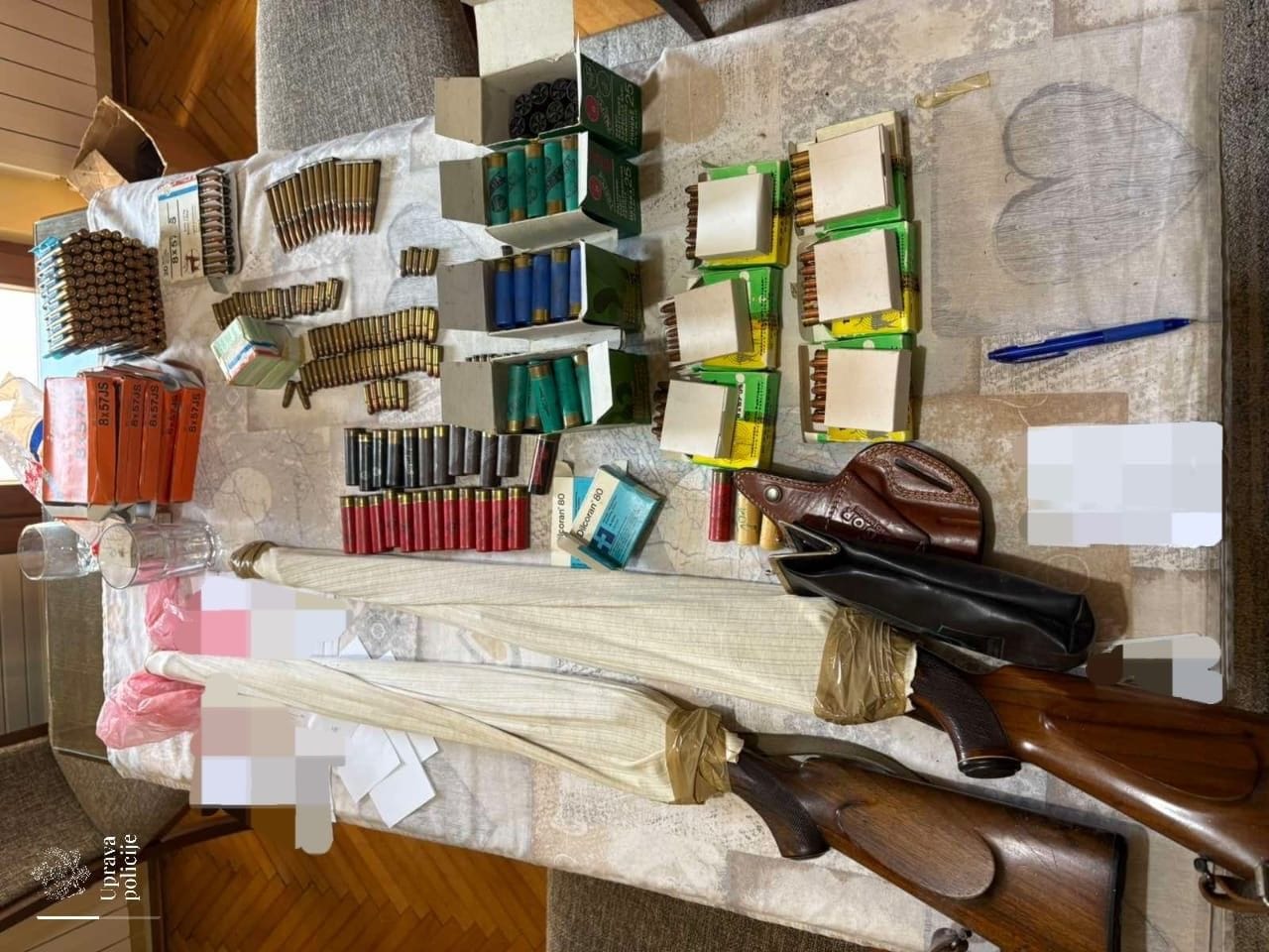 gallery.media[0].alt