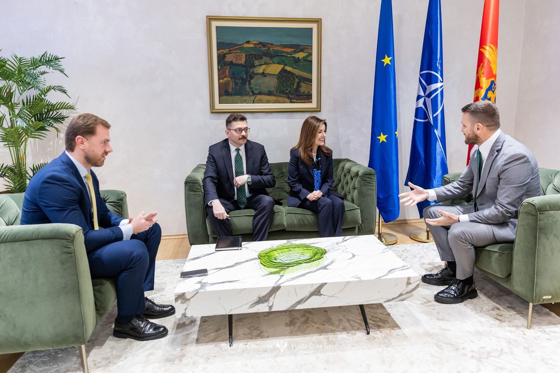 minisatr Dukaj-ambasadorka Turske