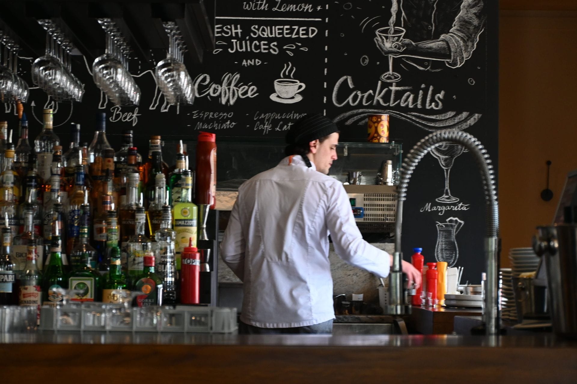 gallery.media[0].alt