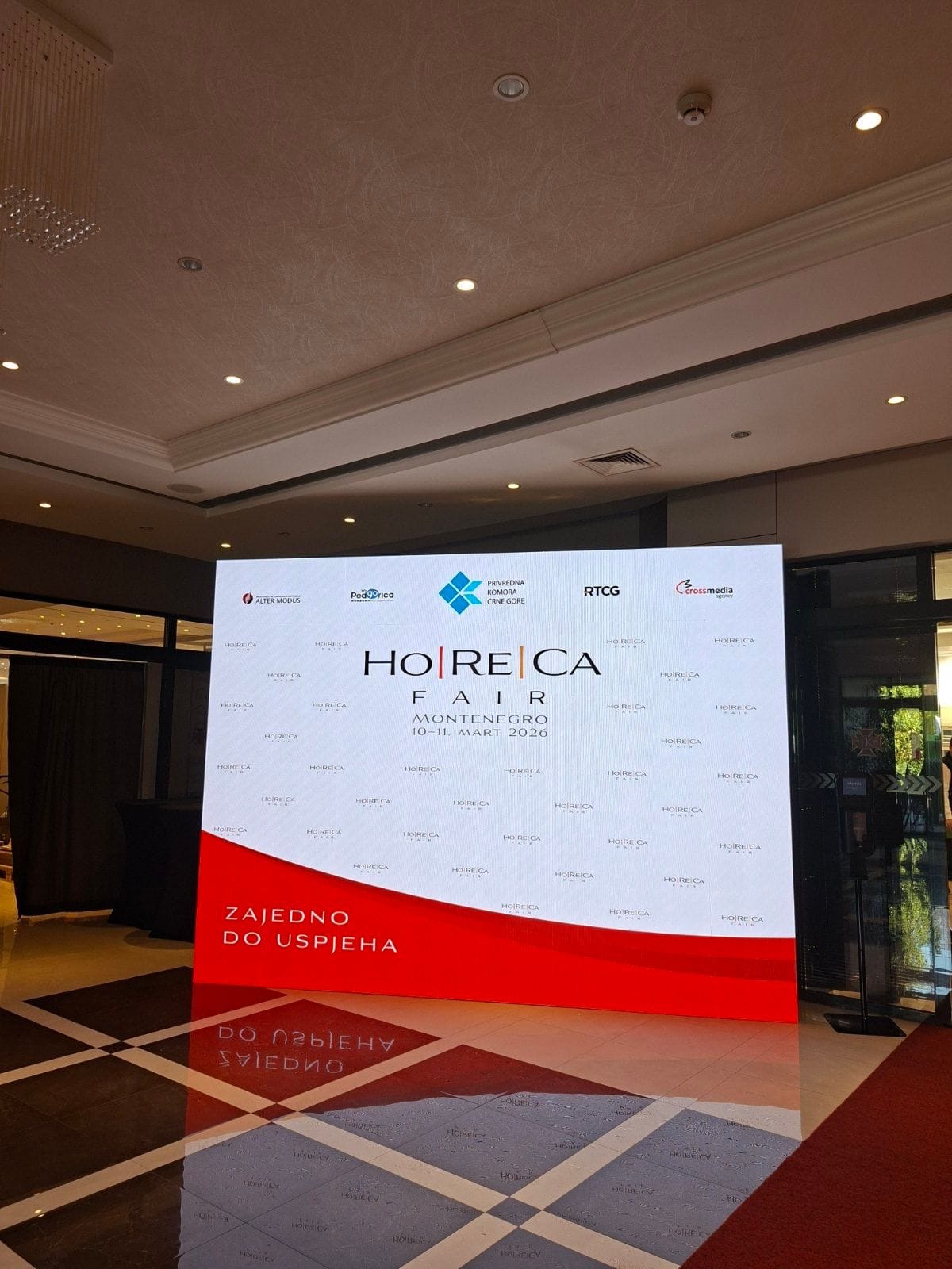 gallery.media[0].alt