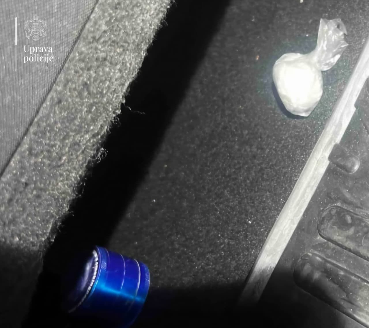 gallery.media[0].alt