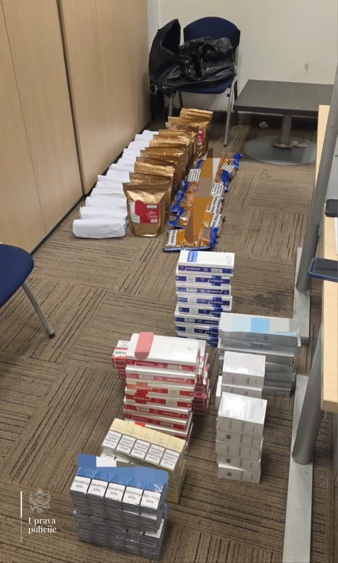 gallery.media[0].alt