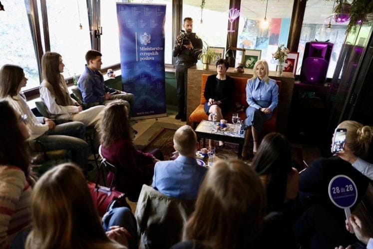 Maida Gorcevic i Marta Kos razgovor s mladima