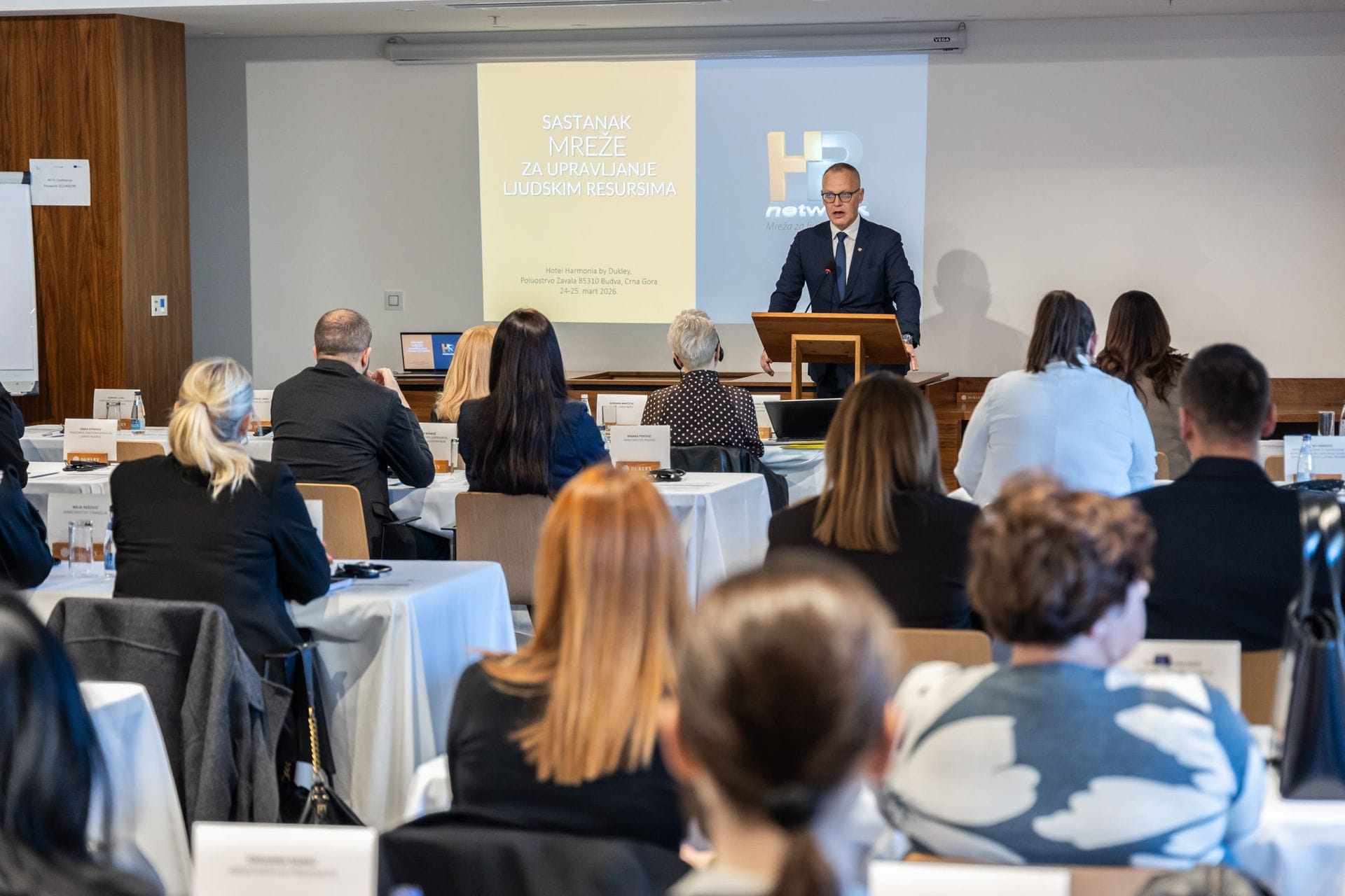 gallery.media[0].alt