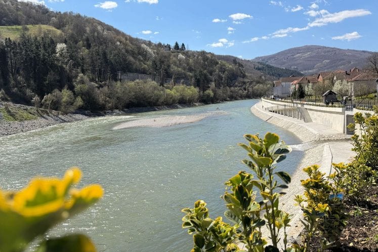 Обалоутврда у Бијелом Пољу Обалоутврда у Бијелом Пољу