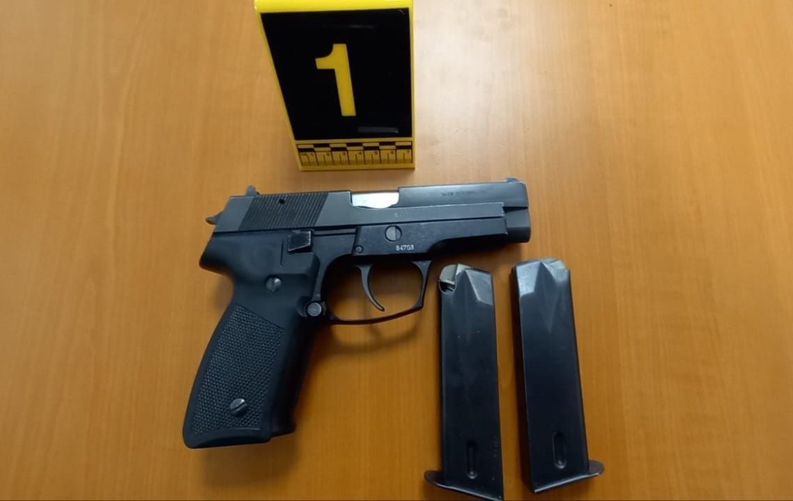 gallery.media[0].alt