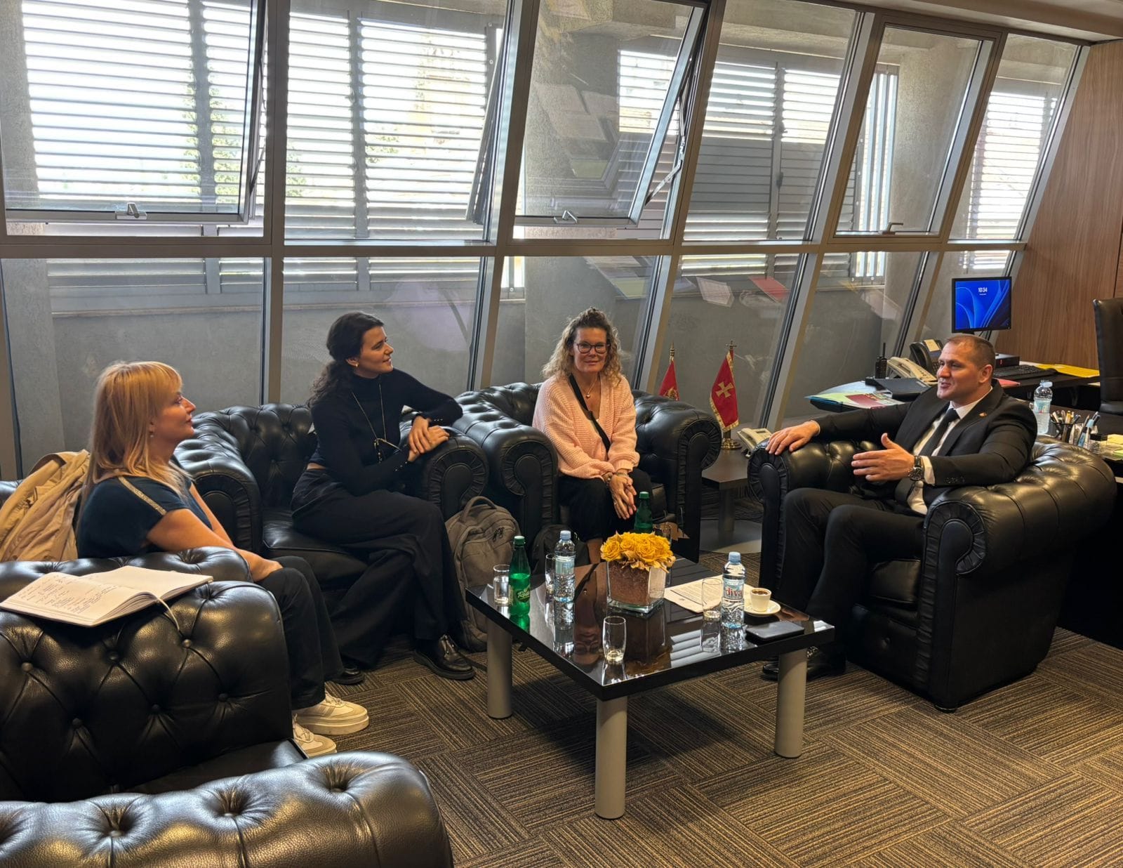 gallery.media[0].alt