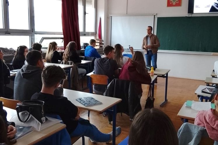 Srednja ekonomska škola „Mirko Vešović“