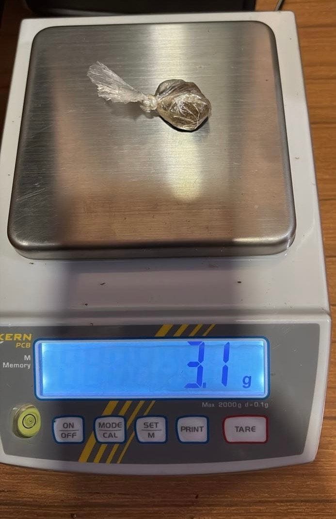 gallery.media[0].alt