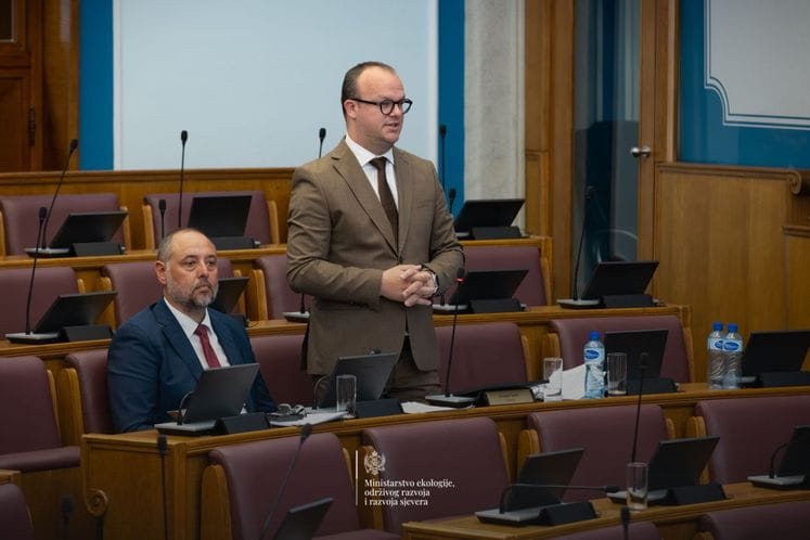 Usvojen set zakona za Poglavlje 27; Ćulafić: Jos dva koraka bliže EU