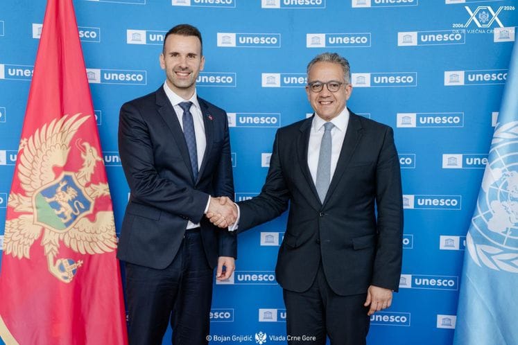 Prime Minister meets with UNESCO Director-General