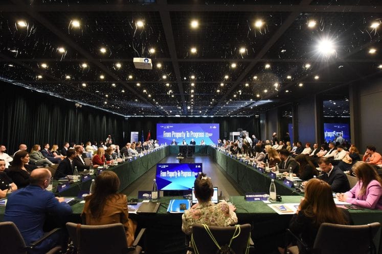 Regionalni okrugli sto u TIrani