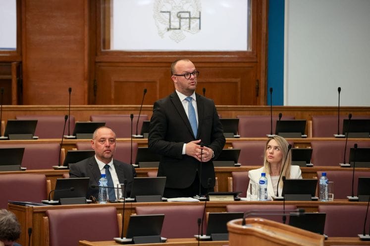 Ministar Ćulafić: Bez Regionalnog vodovoda nema turizma; U 2025. godini nijedan dan bez pijaće vode na primorju