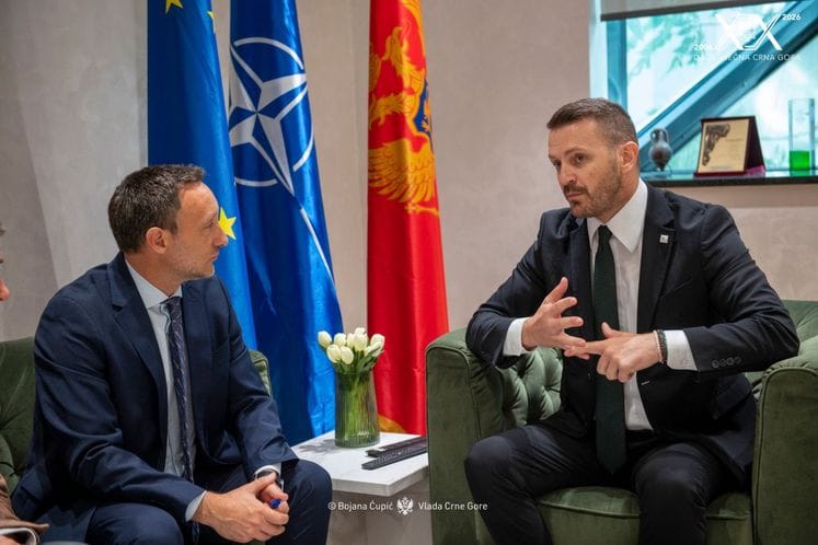 Ministar Dukaj i prsef predstavništva Unicef-a Servadei(2)