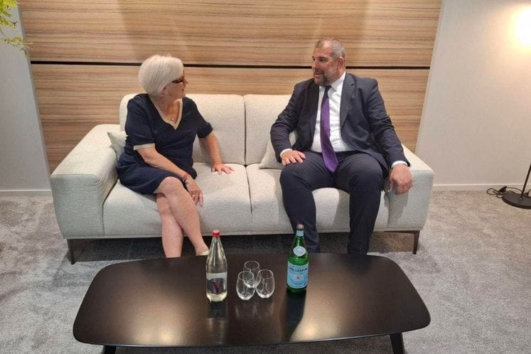 Krapović sa ministarkom vojske i veterana Republike Francuske
