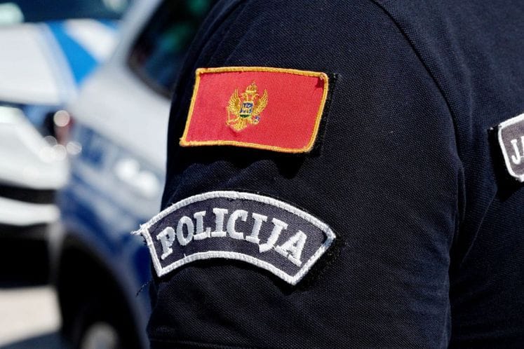 полиција