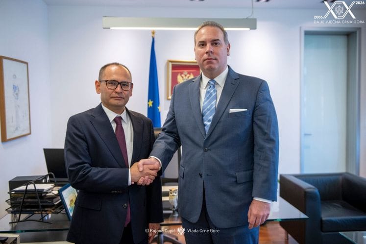 Filip Ivanović - Ojbek Šahavdinov, ambasador Uzbekistana