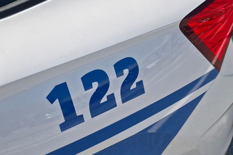 122