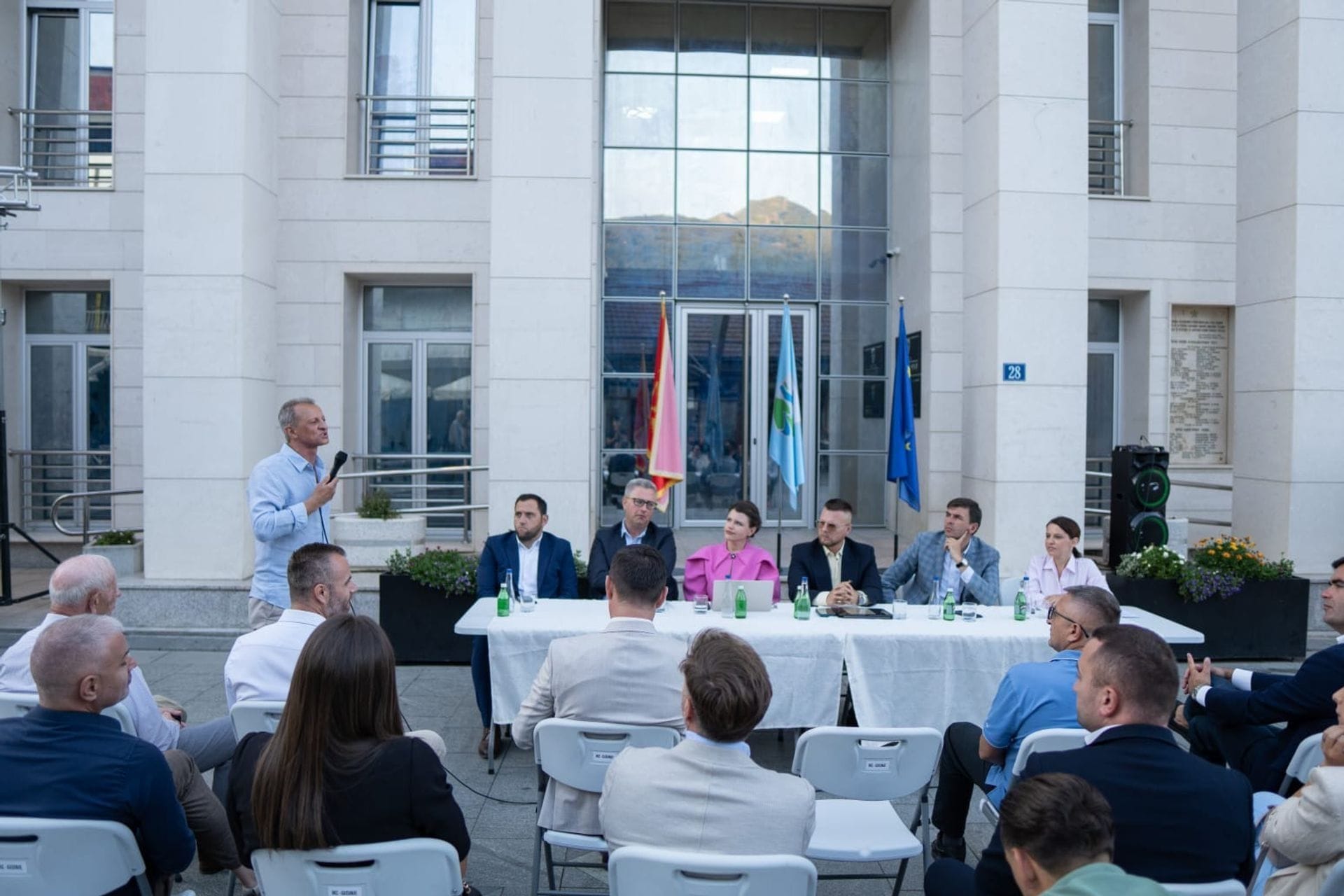 U Gusinju održana panel diskusija „Dijaspora i Crna Gora – otvoreni dijalog“