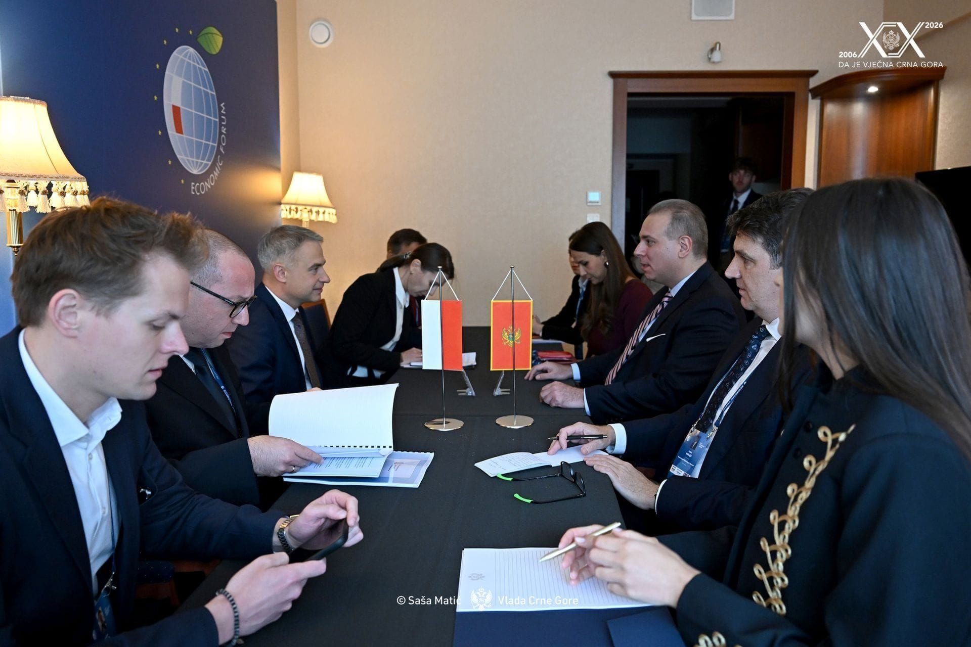 Filip Ivanović i Majda Adžović sa Kšištofom Gavkovskim, potpredsjednikom Vlade i ministrom digitalizacije