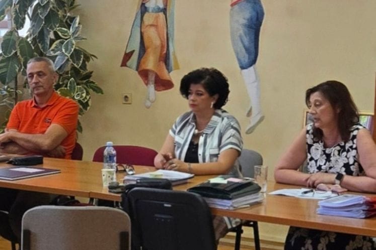 Predstavnici JU Centar za stručno obrazovanje u savjetodavnim posjetama stručnim i mješovitim školama Predstavnici JU Centar za stručno obrazovanje u savjetodavnim posjetama stručnim i mješovitim školama