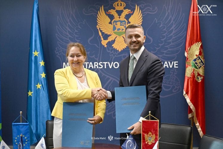 Potpisivanje Mape puta lokalne i regionalne demokratije u Crnoj Gori (3)