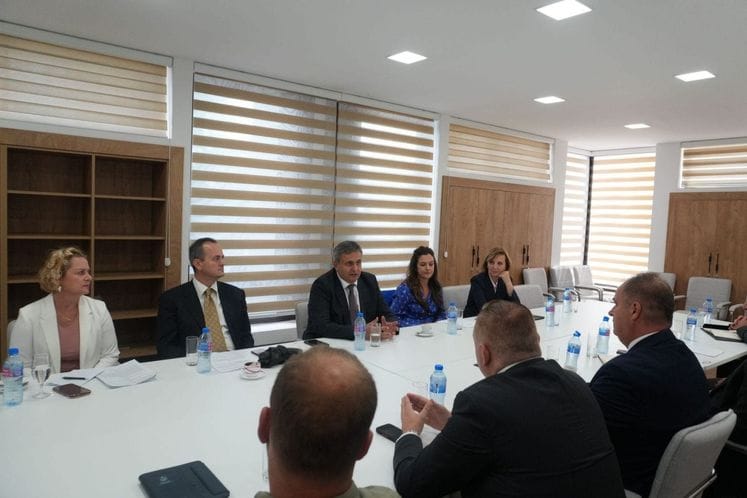 MINISTAR RADUNOVIĆ U POSJETI OPŠTINI ULCINJ