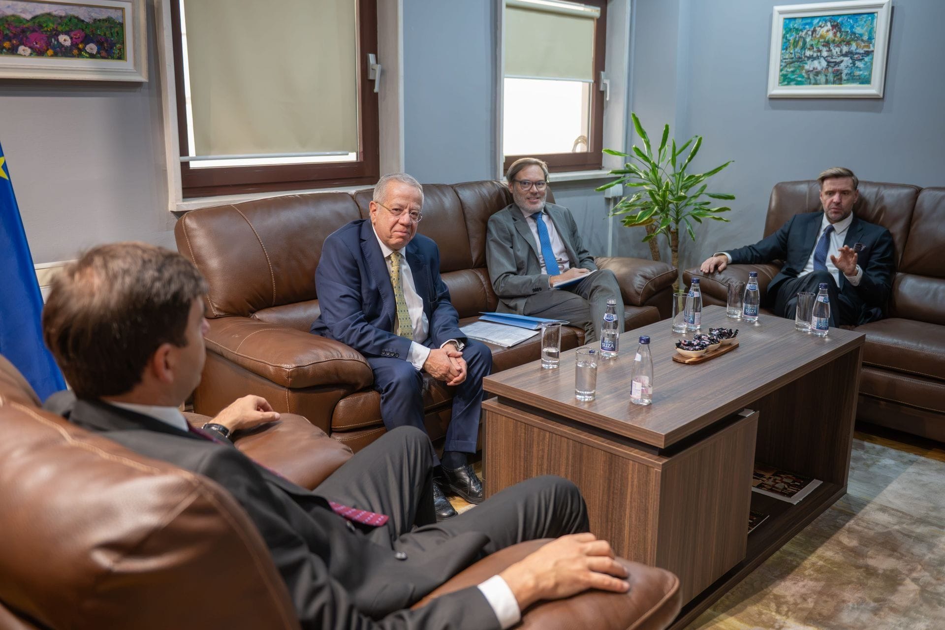 Ministar Azemović razgovarao sa ambasadorom Argentine o jačanju veza sa iseljenicima