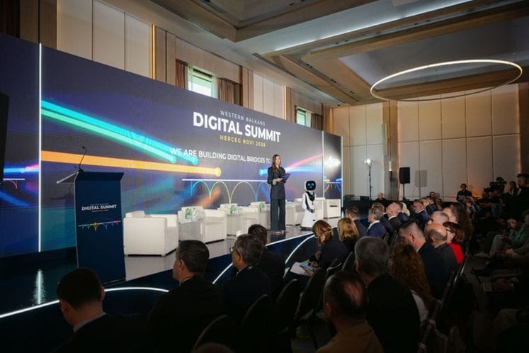 Развој дигиталних услуга и јачање дигиталних вјештина кључни за ефикаснију управу, конкурентнију привреду и квалитетнији живот грађана
